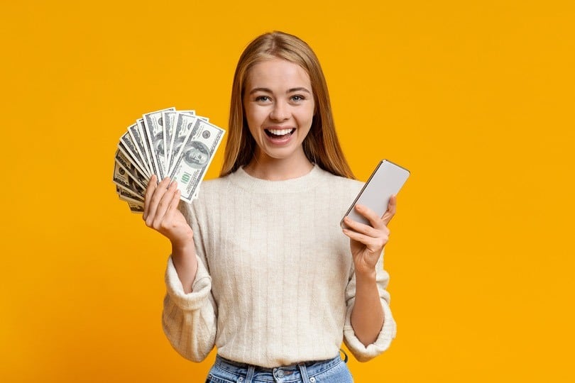 How I Made $3,000 Online During My College Years